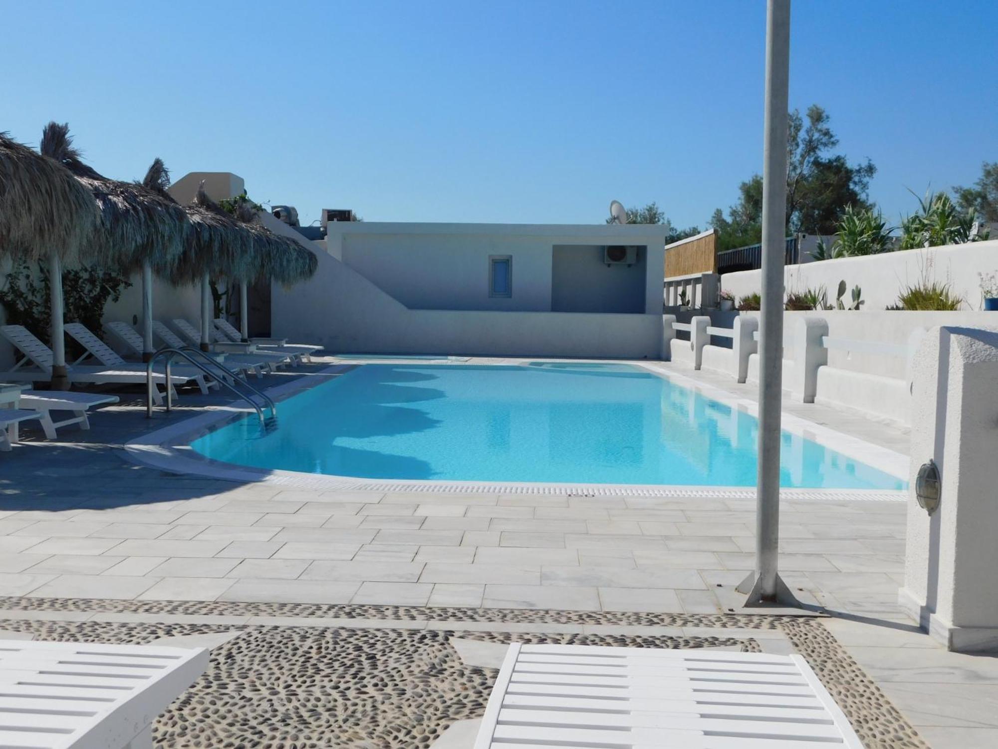 Perissa Beachfront Rooms Exterior photo